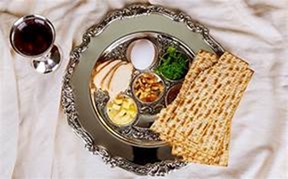 Seder-Picture-LBD